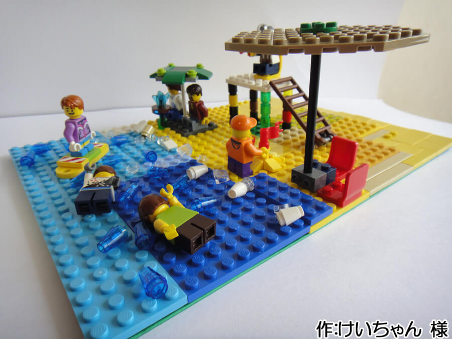 海水浴のレゴ作品。夏休みの思い出作品の一例です。